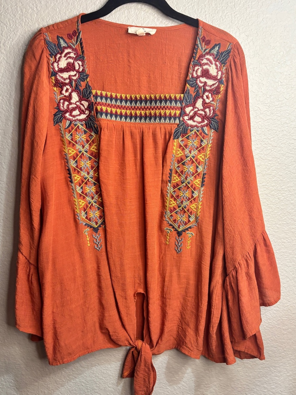 entro Rust Floral Embroidered Tie-Front Blouse - Picture 3 of 4
